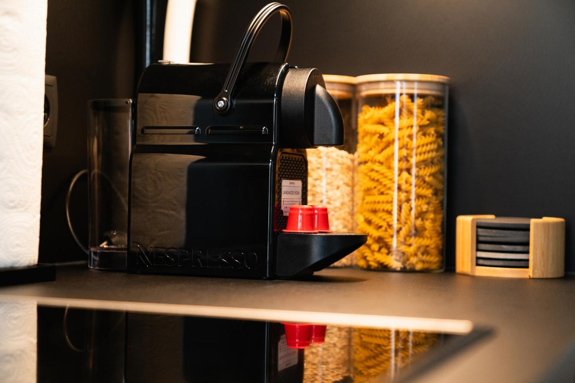 Apartment City: Live, Work, Play Wien